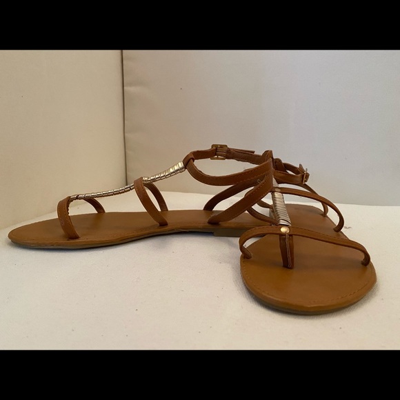 Forever 21 METALLIC FAUX LEATHER SANDALS - Size 8 - Picture 4 of 7